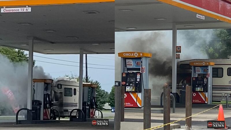 Llamas consumen RV minutos después de que el dueño lo comprara.