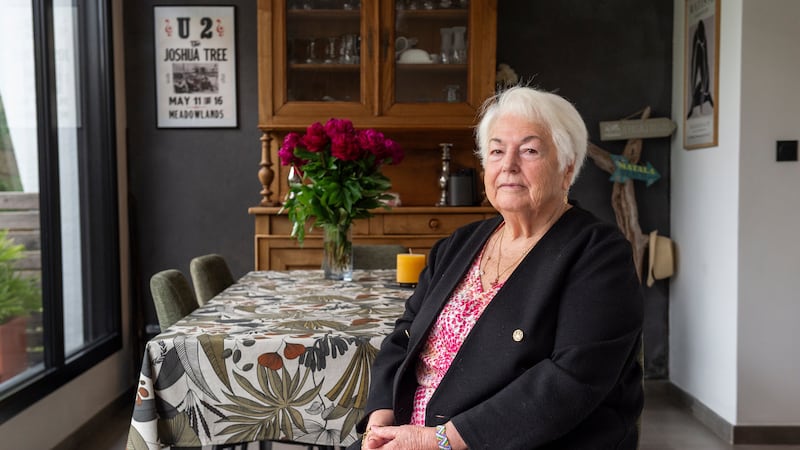 Marie-Therese Ross-Mahe, una mujer francesa de 85 años de edad, viuda de un veterano militar...