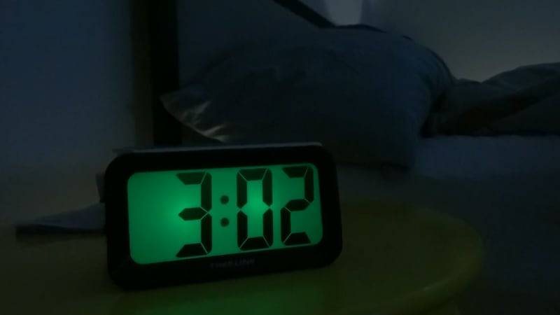 Daylight saving is ending soon, expert weighs in on federal bill to keep it year round