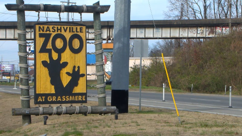 Man arrested for waving loaded gun in Nashville Zoo parking garage