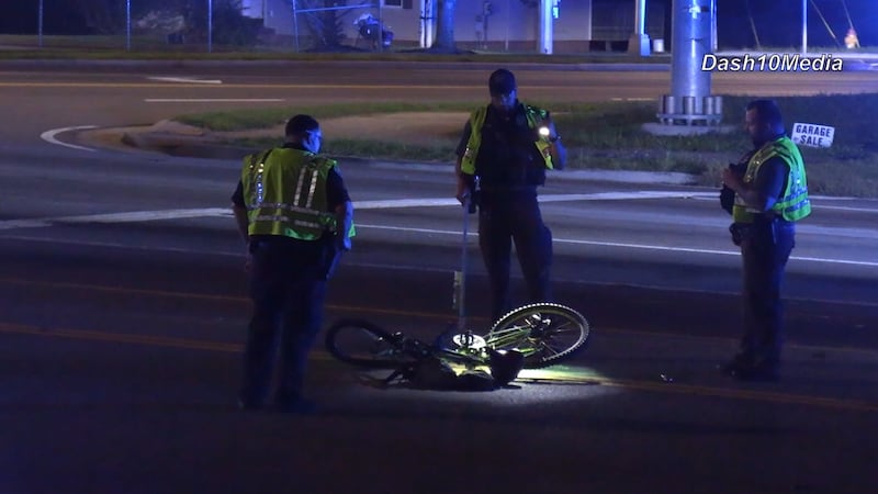 Muere peatón luego de ser atropellado mientras cruzaba una calle en Clarksville