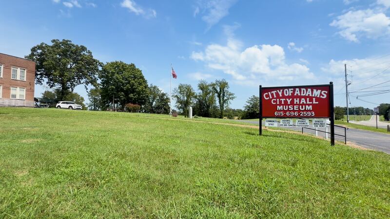 Un nuevo de ICE podría llegar a una pequeña comunidad rural de Tennessee.
