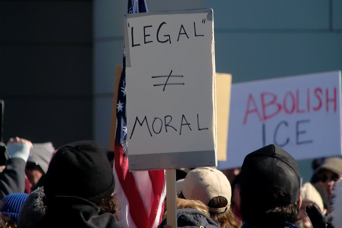 preloaded gallery image