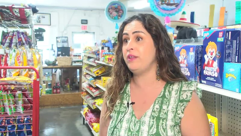 Becker dijo que la participación de la comunidad hispana es fundamental para el éxito del...